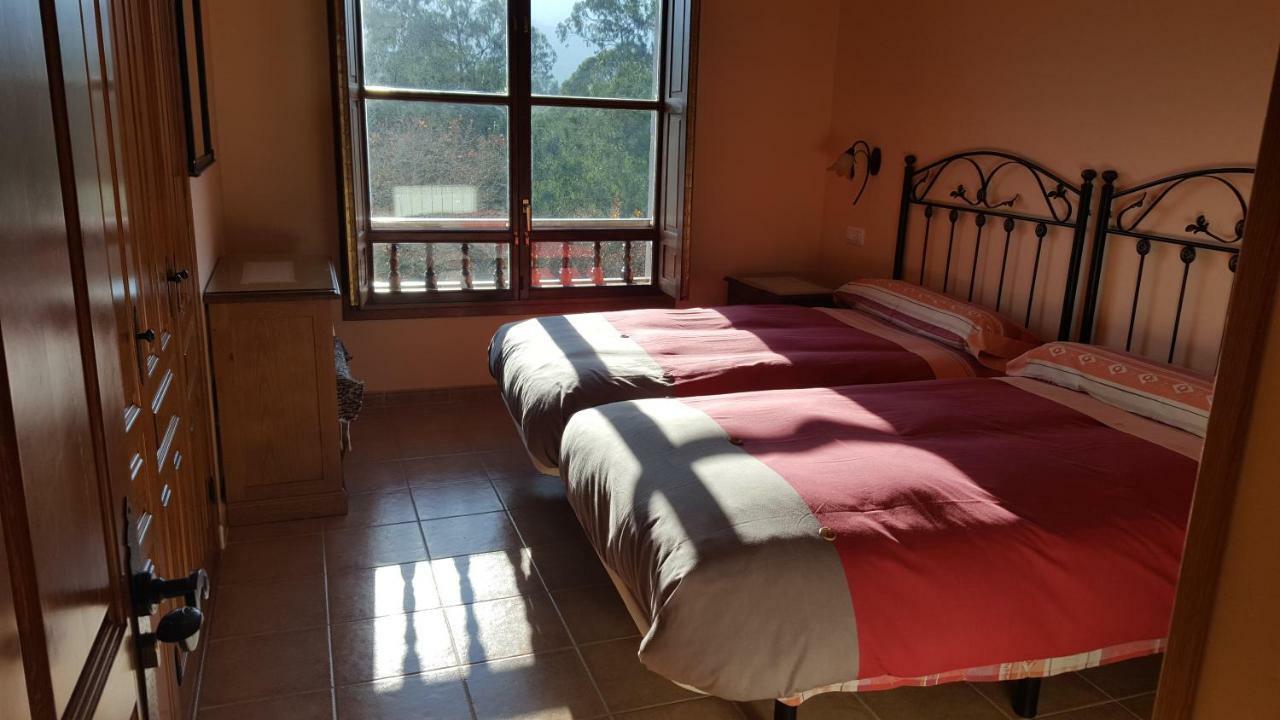 Viviendas De Uso Turistico La Arboleda I Y II Colombres Extérieur photo