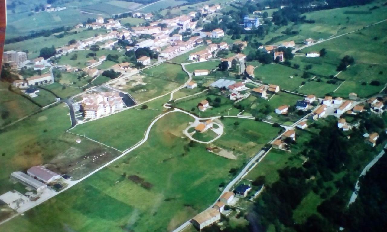 Viviendas De Uso Turistico La Arboleda I Y II Colombres Extérieur photo